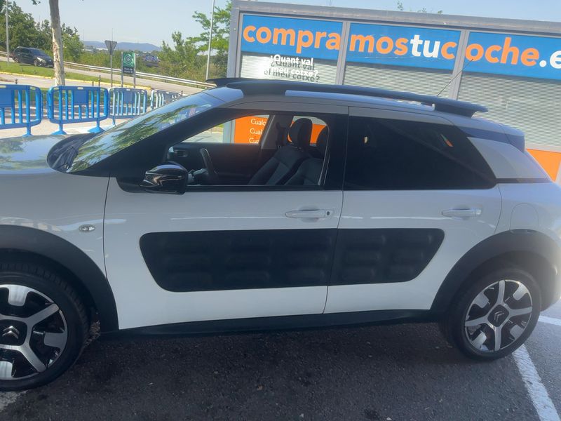 Citroen C4 Cactus 1.6 Blue-HDi Feel 2016 – снимка 4