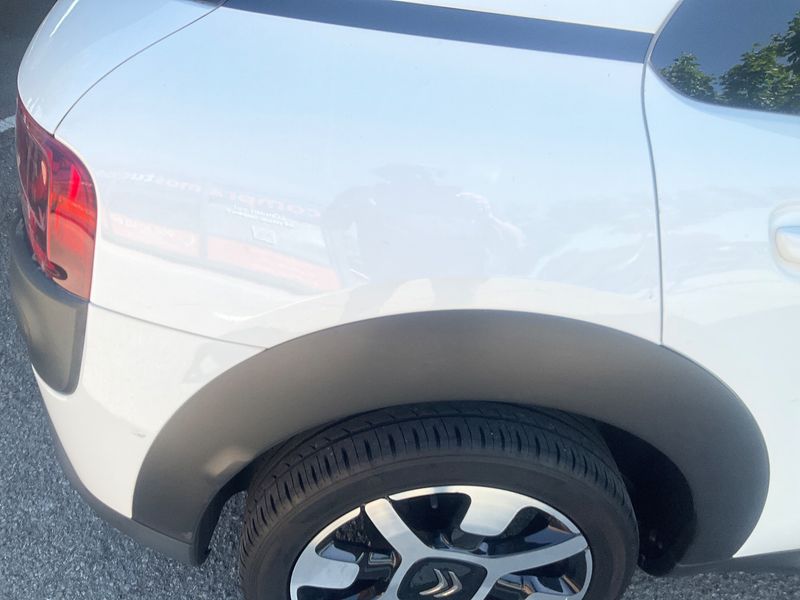 Citroen C4 Cactus 1.6 Blue-HDi Feel 2016 – снимка 23