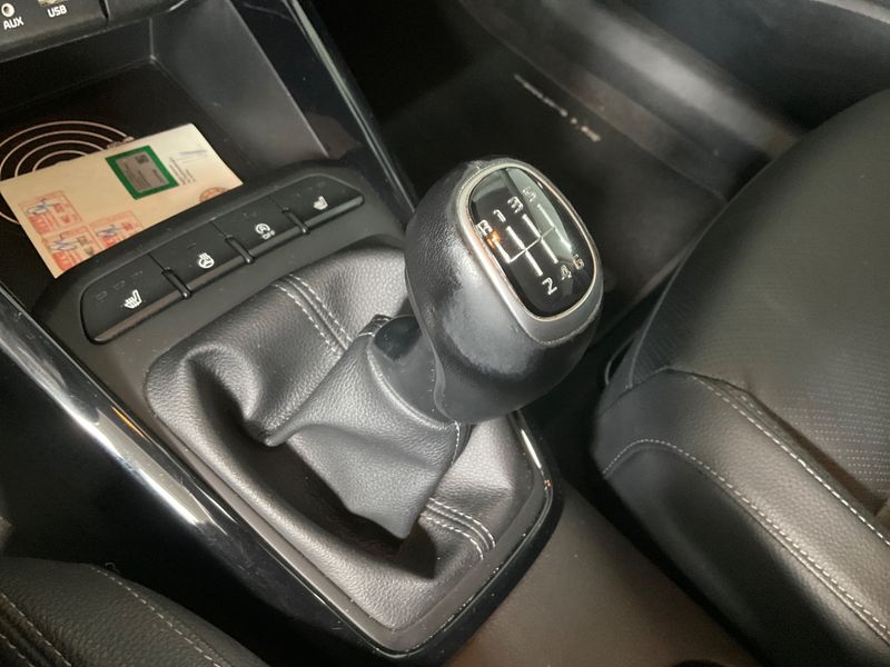 Kia Stonic 1.0 TGDI Platinum Edition 2018 – снимка 27