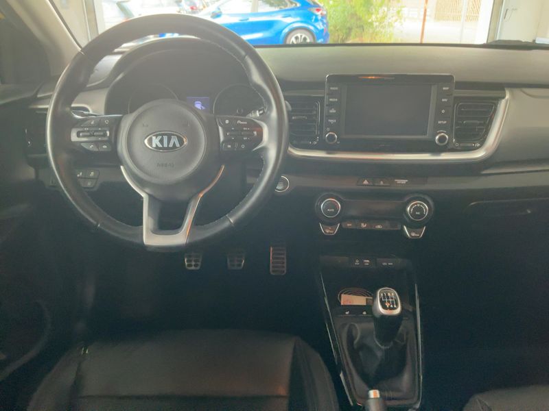 Kia Stonic 1.0 TGDI Platinum Edition 2018 – снимка 18