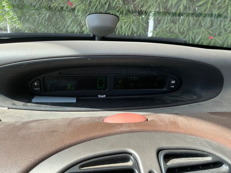 Citroen Xsara Picasso 1.6 HDi Exclusive 2006 – снимка 4