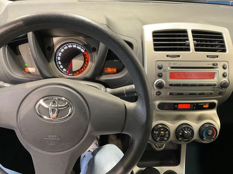 Toyota Urban Cruiser 1.33 Dual VVT-i 2009 – снимка 4