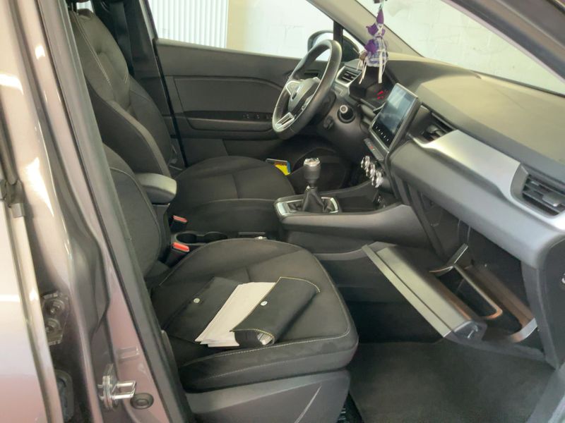 Renault Captur 1.0 TCe Experience 2021 – снимка 17