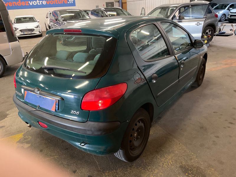 Peugeot 206 1.4 XT 2000 – снимка 2