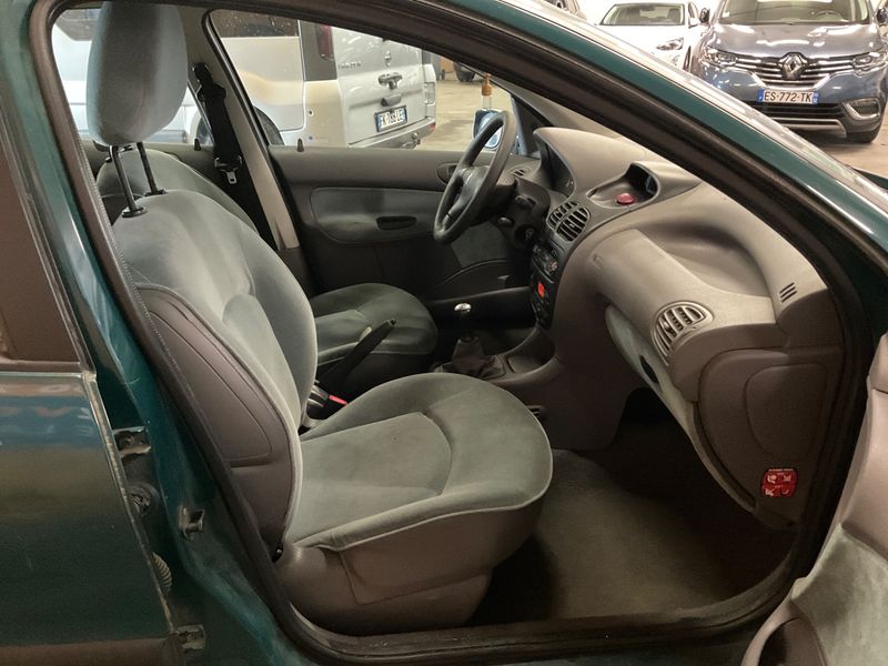 Peugeot 206 1.4 XT 2000 – снимка 3