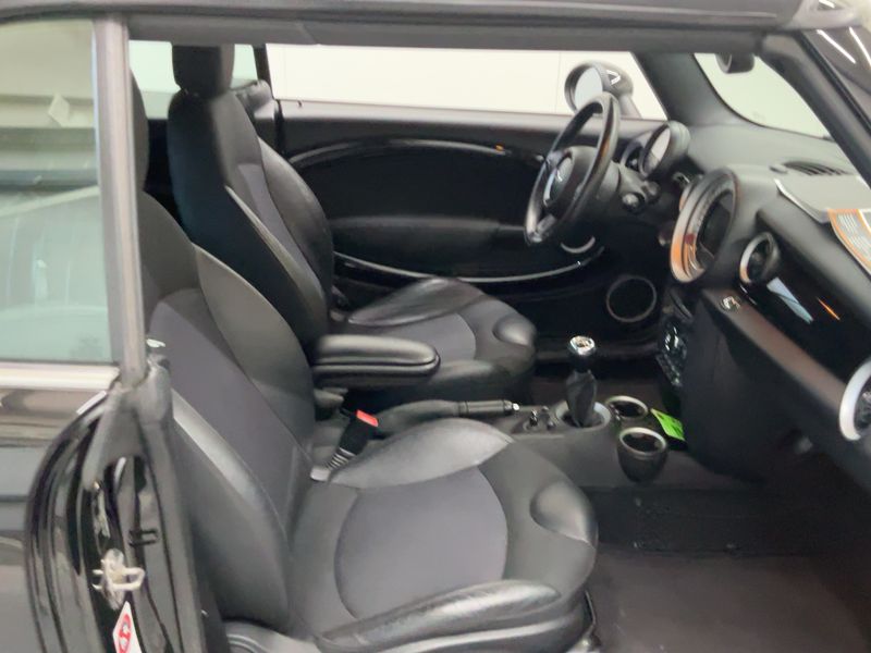 MINI Cabrio Cooper SD 2012 – снимка 16