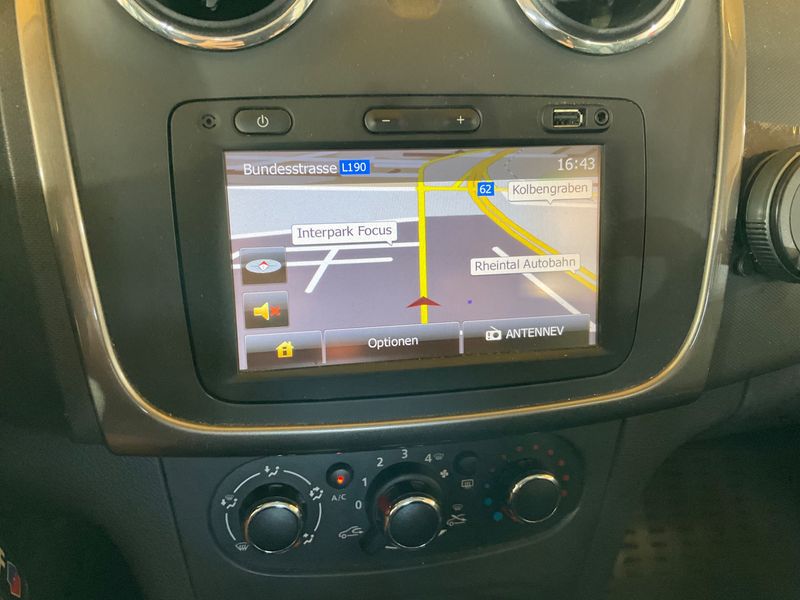 Dacia Sandero 1.5 dCi Stepway Prestige 2015 – снимка на щета