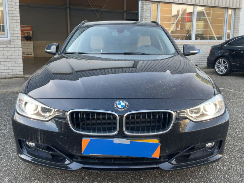 BMW 3er 320i 2015 – снимка 14