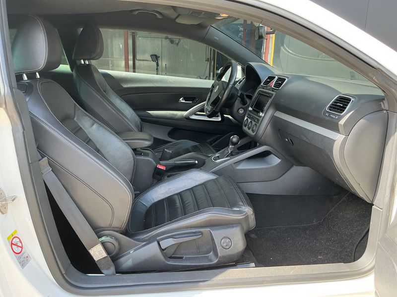 Volkswagen Scirocco 2.0 TSI 2008 – снимка 3