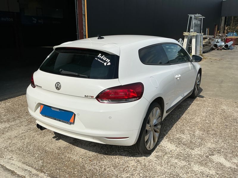 Volkswagen Scirocco 2.0 TSI 2008 – снимка 2