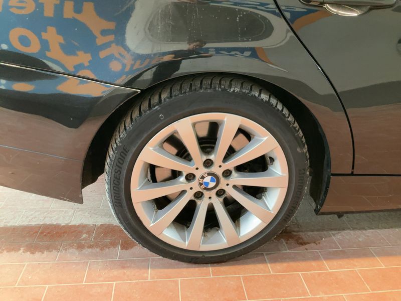 BMW 3er 330d xDrive 2012 – снимка 19