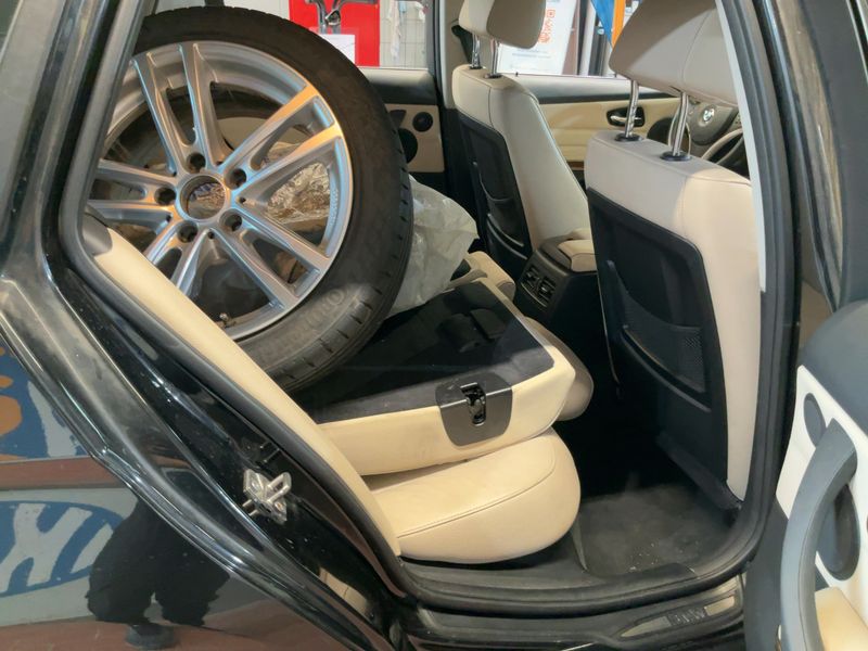 BMW 3er 330d xDrive 2012 – снимка 14