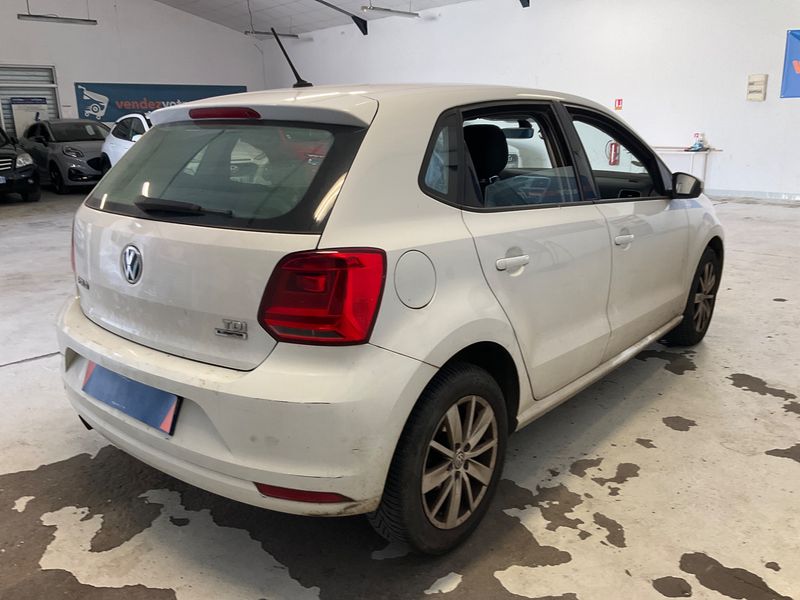 Volkswagen Polo 1.4 TDI Sport BlueMotion Tech 2014 – снимка 2