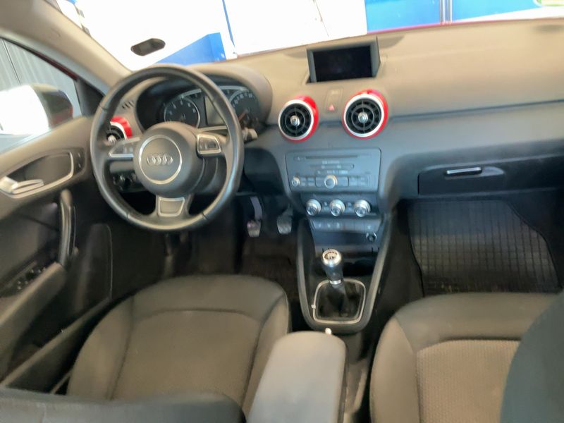 Audi A1 Sportback 1.2 TFSI Admired 2014 – снимка 18