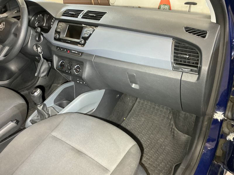 Skoda Fabia 1.0 TSI Cool Plus 2018 – снимка 26