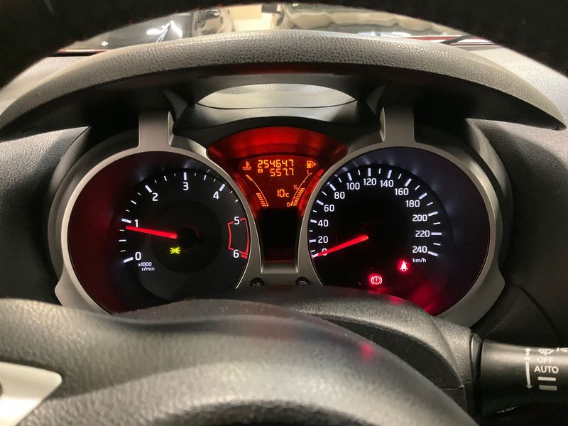 Nissan Juke 1.5 Turbodiesel Acenta 2011 – снимка 18
