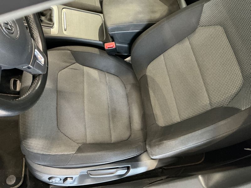 Volkswagen Passat 2.0 TDI Business Edition BlueMotion Tech 2014 – снимка 30