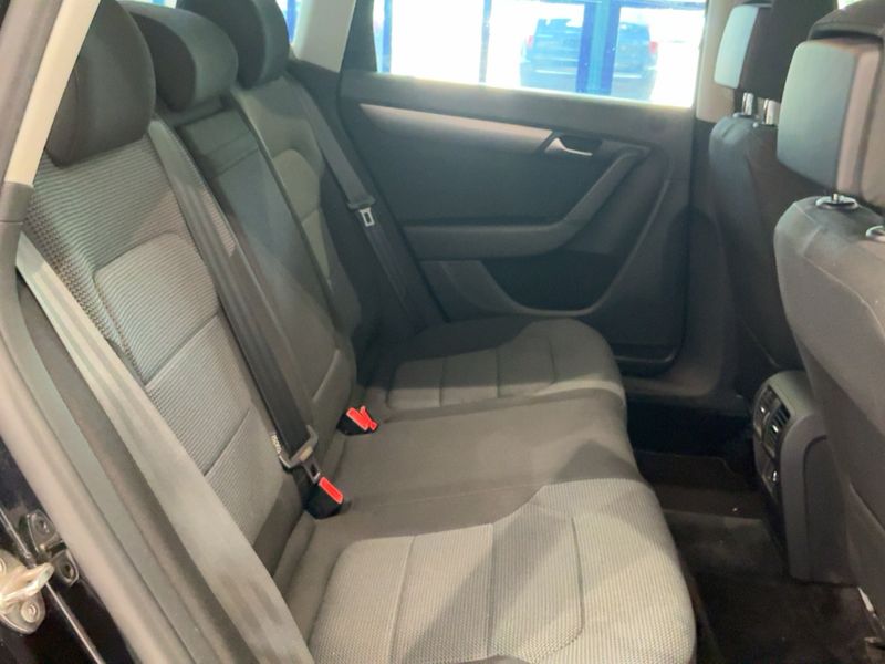 Volkswagen Passat 2.0 TDI Business Edition BlueMotion Tech 2014 – снимка 20