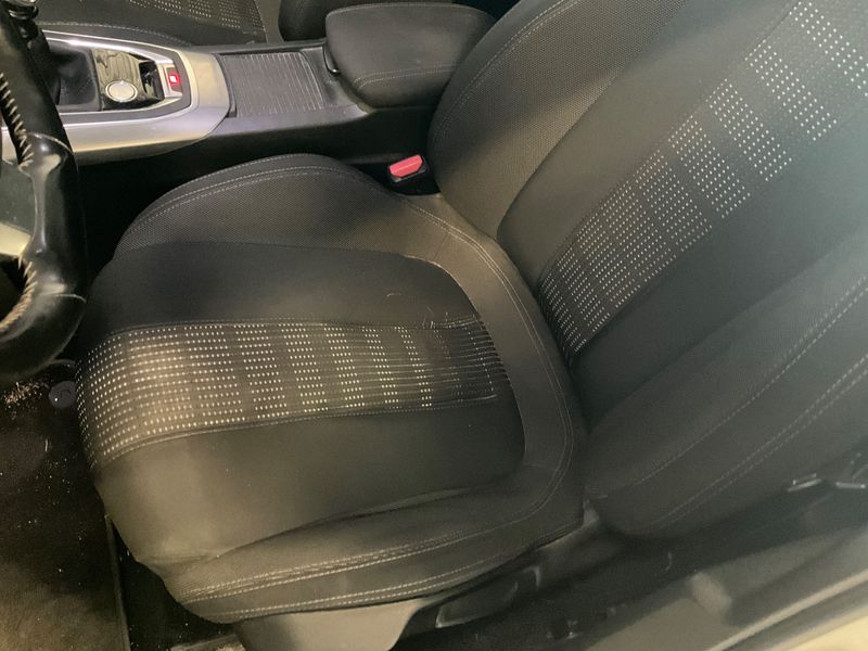 Peugeot 308 1.6 Blue-HDi Allure 2017 – снимка 29