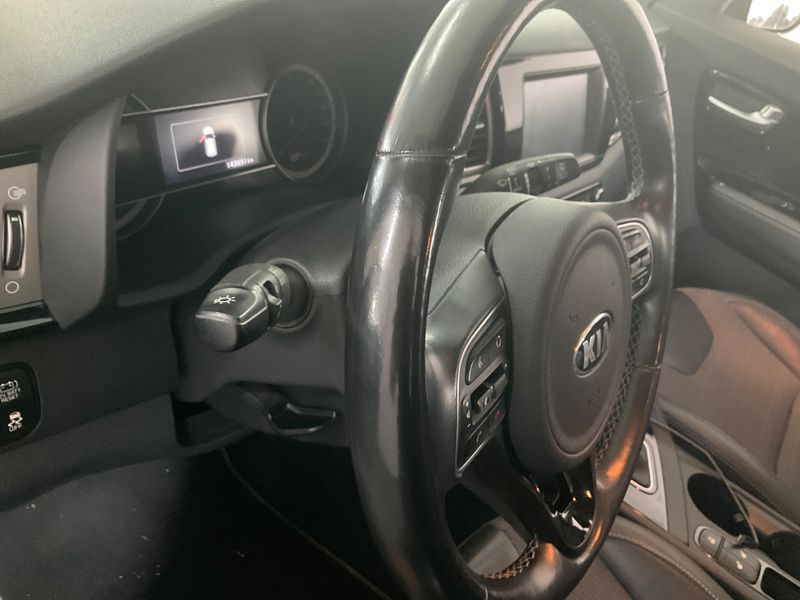 Kia Niro 1.6 Hybrid Vision 2017 – снимка 28