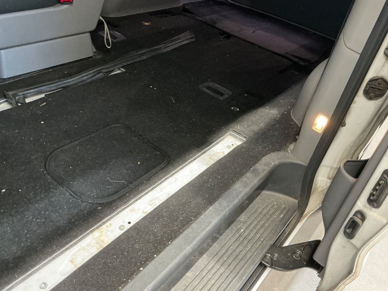 Hyundai H1 2.5 CRDi Travel Trend 2016 – снимка на щета