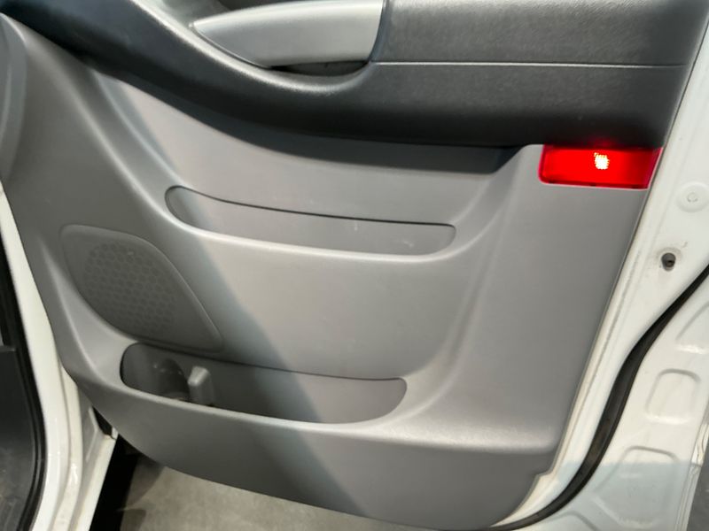 Hyundai H1 2.5 CRDi Travel Trend 2016 – снимка на щета