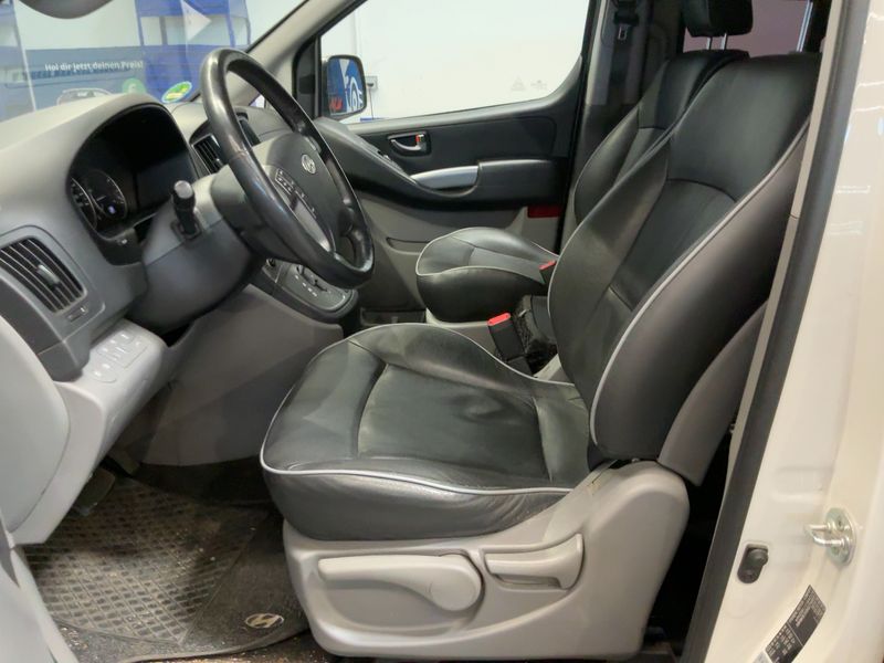 Hyundai H1 2.5 CRDi Travel Trend 2016 – снимка 11