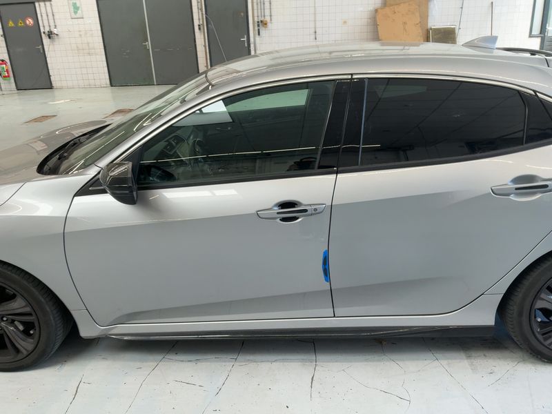 Honda Civic 1.0 VTEC Elegance 2020 – снимка 4