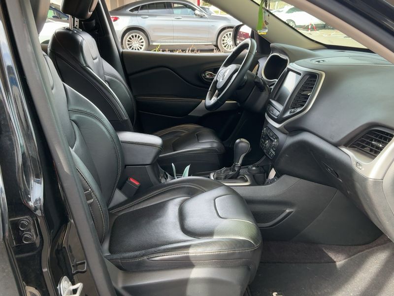 Jeep Cherokee 2.2 M-Jet Limited 4WD 2019 – снимка 16