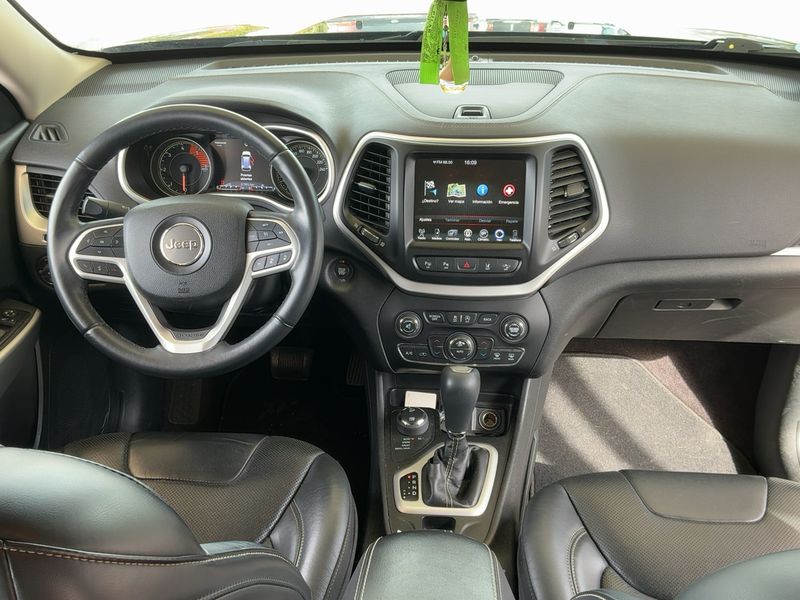 Jeep Cherokee 2.2 M-Jet Limited 4WD 2019 – снимка 17