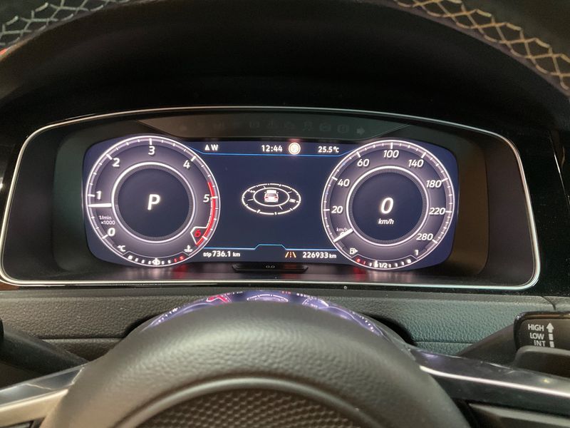 Volkswagen Golf VII 2.0 TDI GTD BlueMotion Tech 2018 – снимка 18