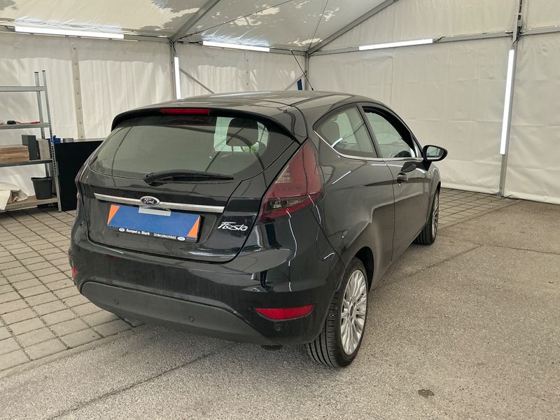 Ford Fiesta 1.25 Titanium 2012 – снимка 2