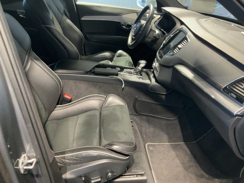 Volvo XC90 2.0 T6 R-Design AWD 2019 – снимка 16