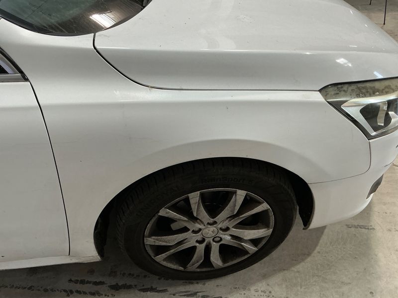 Peugeot 508 1.6 Blue-HDi Allure 2015 – снимка 24
