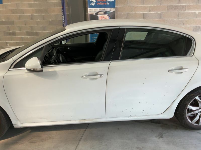 Peugeot 508 1.6 Blue-HDi Allure 2015 – снимка 4