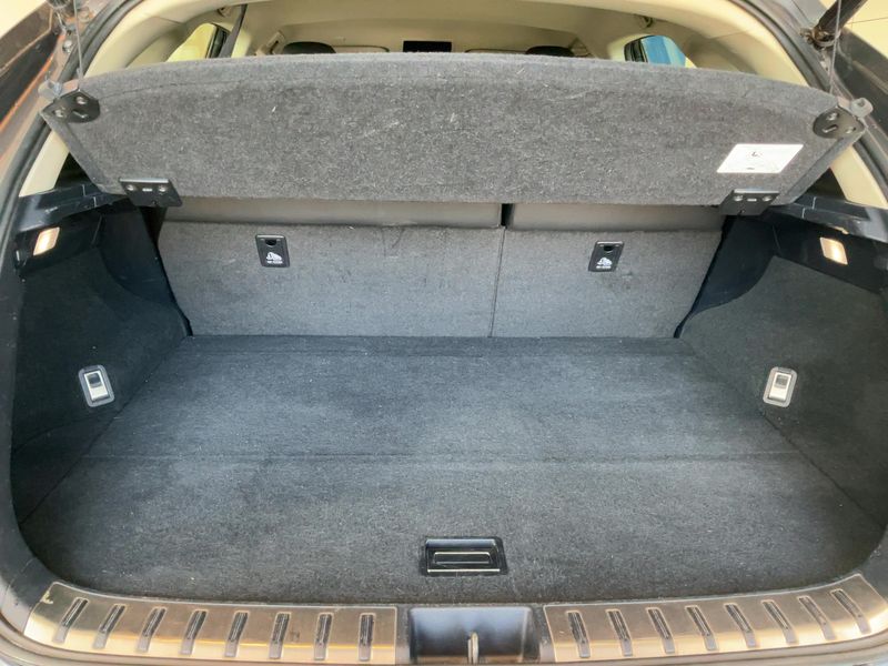 Lexus NX-Serie NX 300h E-Four Premium 2020 – снимка 15