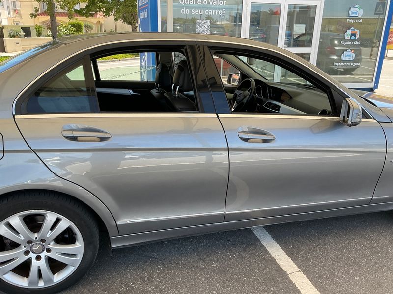 Mercedes-Benz C-Klasse C 220 CDI BlueEfficiency Avantgarde 2012 – снимка 7
