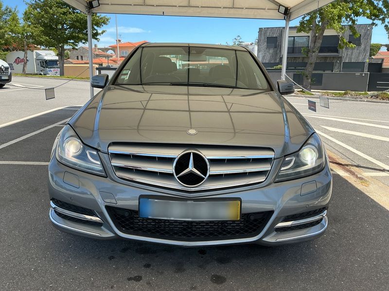 Mercedes-Benz C-Klasse C 220 CDI BlueEfficiency Avantgarde 2012 – снимка 9