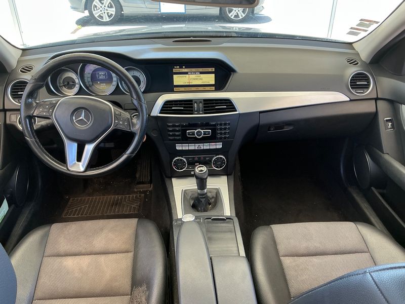Mercedes-Benz C-Klasse C 220 CDI BlueEfficiency Avantgarde 2012 – снимка 12