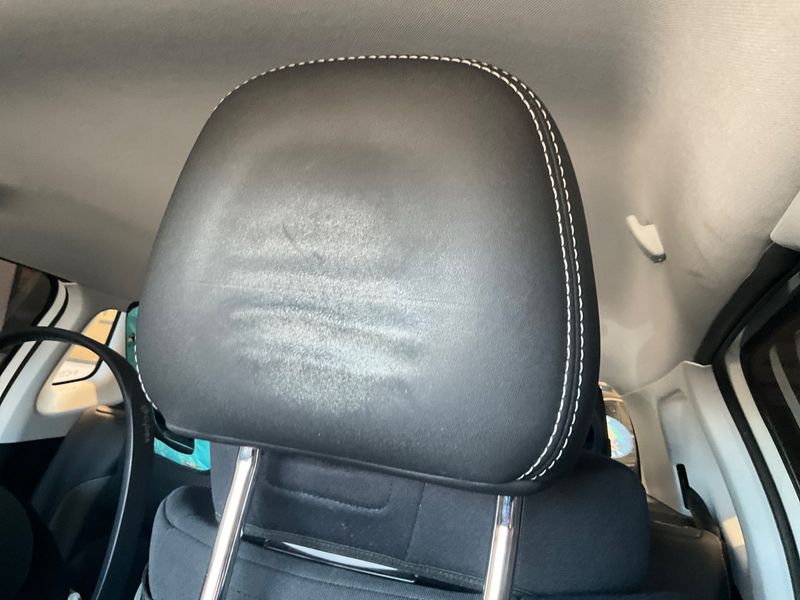 Peugeot 2008 1.2 PureTech Allure 2018 – снимка 24