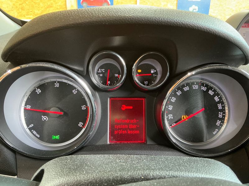 Opel Mokka 1.7 CDTI Edition 2015 – снимка 19