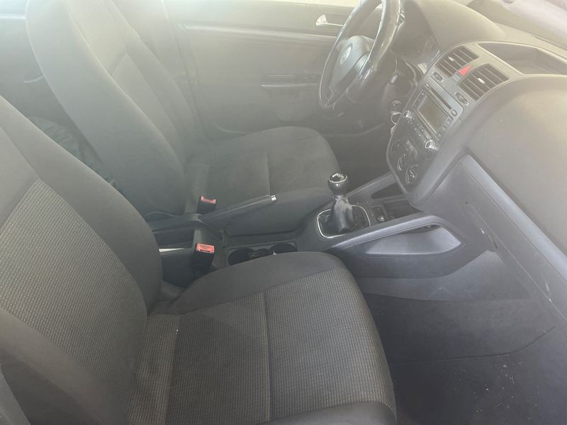 Volkswagen Jetta 1.6 Trendline 2006 – снимка 3