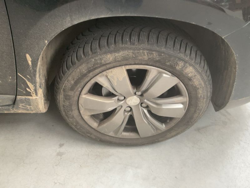 Peugeot 2008 1.2 e-VTi Style 2018 – снимка 11