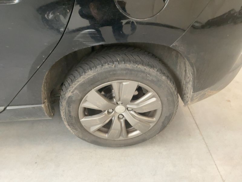 Peugeot 2008 1.2 e-VTi Style 2018 – снимка 5