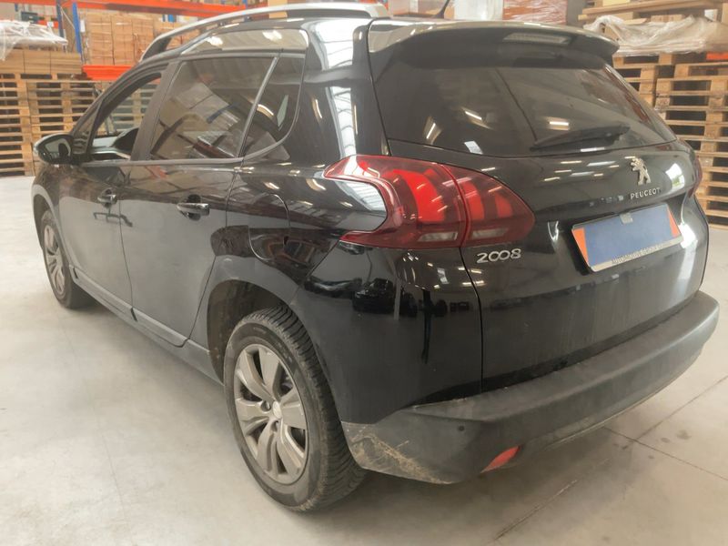 Peugeot 2008 1.2 e-VTi Style 2018 – снимка 6