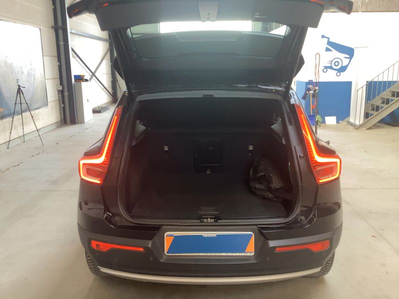 Volvo XC40 1.5 T5 Plug-in Hybrid Inscription Expression 2WD 2020 – снимка 15