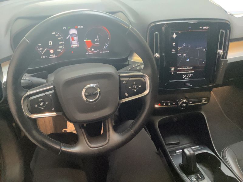 Volvo XC40 1.5 T5 Plug-in Hybrid Inscription Expression 2WD 2020 – снимка 17