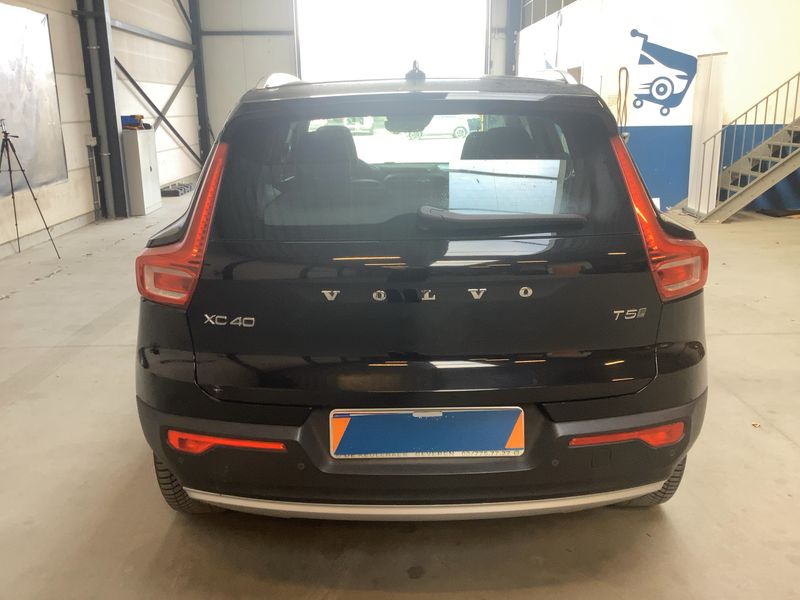 Volvo XC40 1.5 T5 Plug-in Hybrid Inscription Expression 2WD 2020 – снимка 7