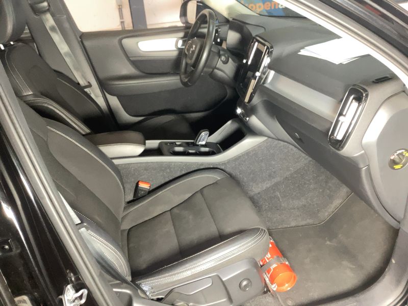Volvo XC40 1.5 T5 Plug-in Hybrid Inscription Expression 2WD 2020 – снимка 16