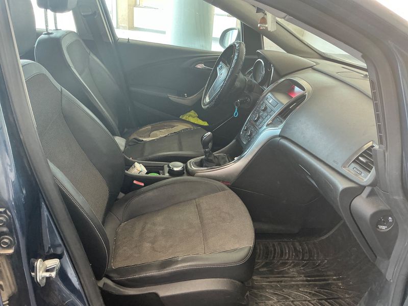 Opel Astra 1.7 CDTI Cosmo 2010 – снимка 3